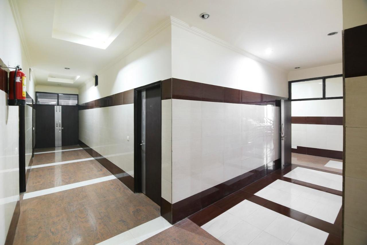 Capital O 68148 Hotel Shree Jee Palace Ghaziabad Exterior foto