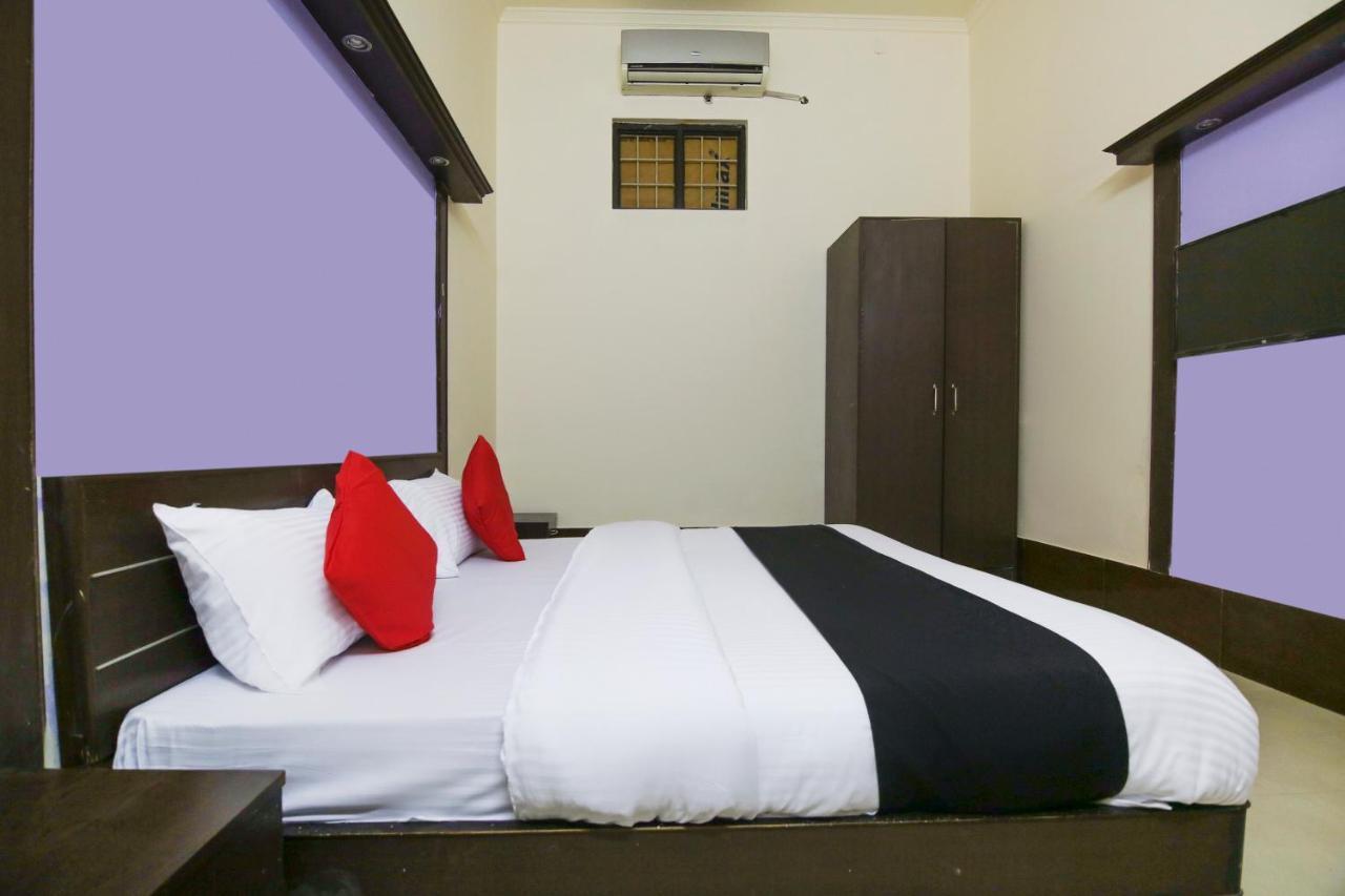 Capital O 68148 Hotel Shree Jee Palace Ghaziabad Exterior foto