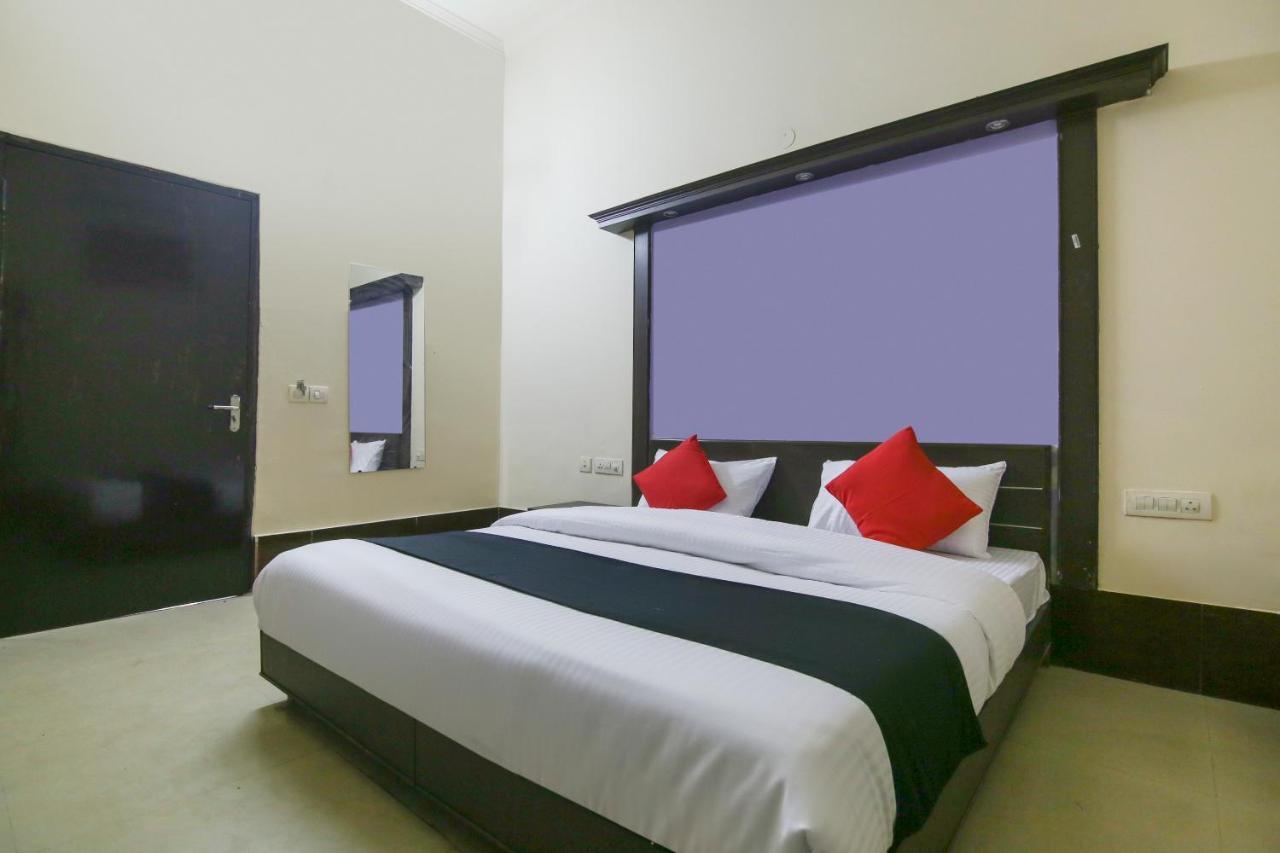Capital O 68148 Hotel Shree Jee Palace Ghaziabad Exterior foto