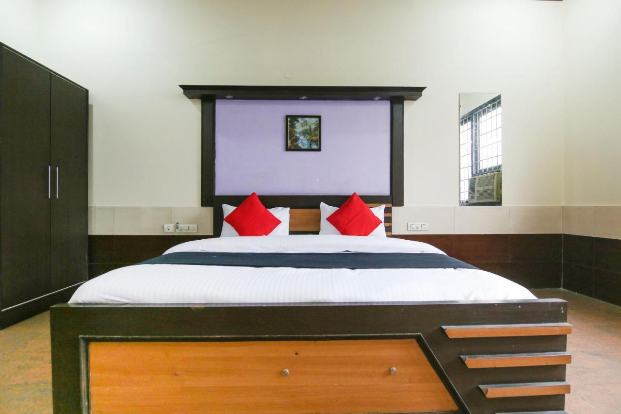 Capital O 68148 Hotel Shree Jee Palace Ghaziabad Exterior foto